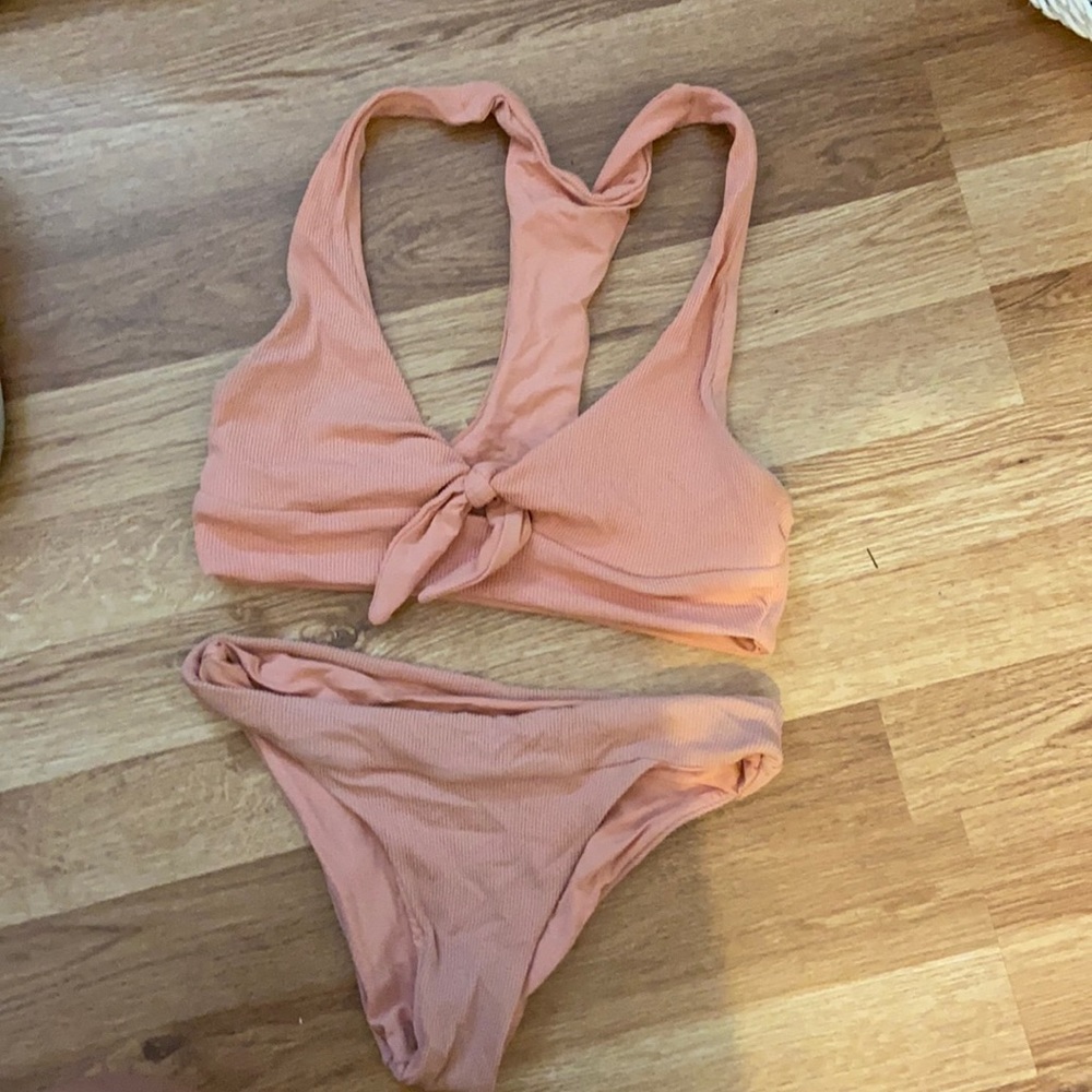 LSPACE small bikini only worn a couple times in great condition
